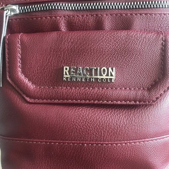 Kenneth Cole Cross Body Purse - Picture 4 of 9
